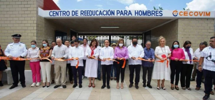 Se inauguró un centro de reeducación para hombres en Playa del Carmen