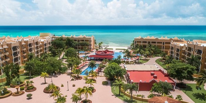 Holiday Inn adquiere resorts ubicados en Cancún, Playa del Carmen y la Riviera Maya