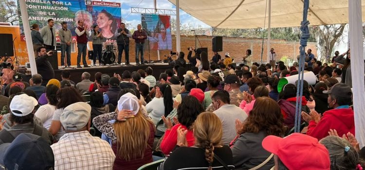 Realizan asamblea a favor de Sheinbaum en Bacalar