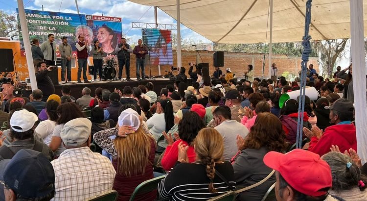 Realizan asamblea a favor de Sheinbaum en Bacalar