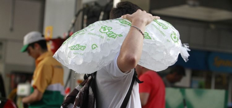 Continuará el desabasto de hielo en Quintana Roo