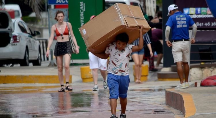 Organización Internacional firma carta contra el trabajo infantil y trata en Quintana Roo