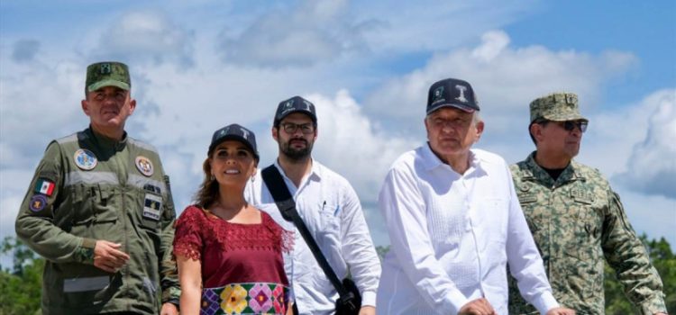 Mara Lezama y López Obrador realizan recorrido de obras del Tren Maya
