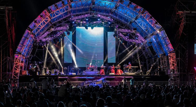 El Festival de Jazz de la Riviera Maya es uno de los 10 mejores