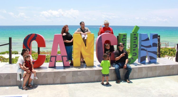 Cierran celebración del Día Mundial del Turismo en Cancún