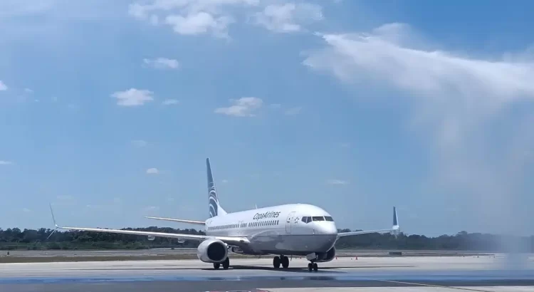 Copa Airlines celebra 25 años de aterrizar en Cancún