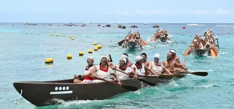 Llegan a Cozumel canoeros de la Travesía Sagrada