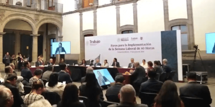 Comenzaron los foros para reducir la jornada laboral