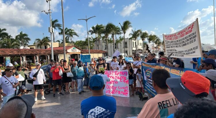 Crece oposición al cuarto muelle de cruceros en Cozumel; Sheinbaum revisará proyecto