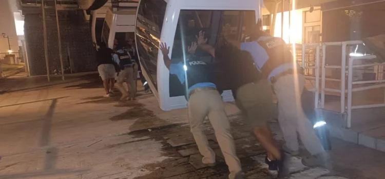 Apagón en Cancún deja atrapadas a 19 personas en rueda de la fortuna